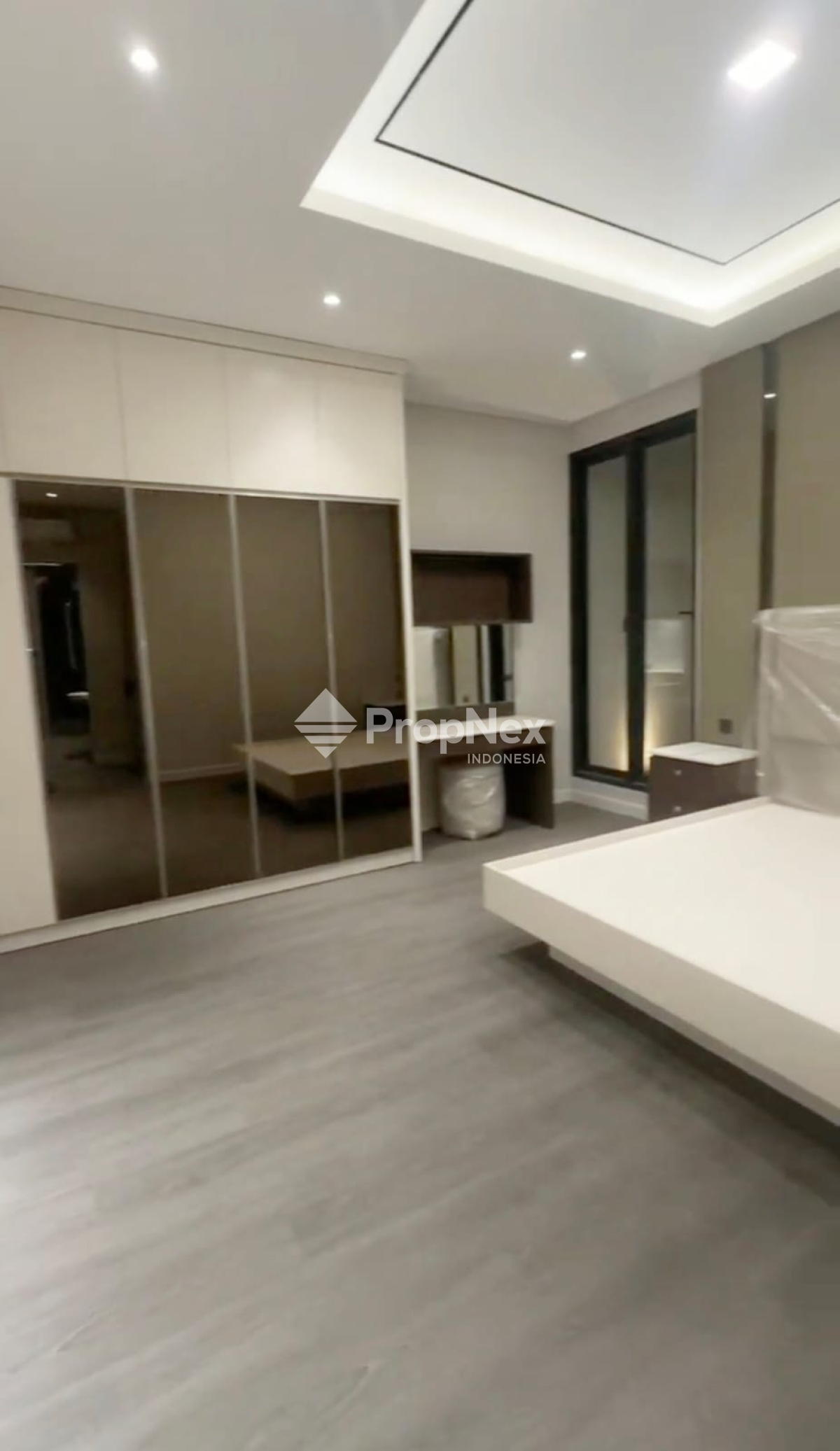 Rumah Royal Residence — foto 3